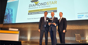 BOGE gana la estrella de diamante como reconocimiento del galardón “Best Industrial Business Solution 4.0” (mejor solución para la Industria 4.0) BOGE gana la estrella de diamante como reconocimiento del galardón “Best Industrial Business Solution 4.0” (mejor solución para la Industria 4.0)